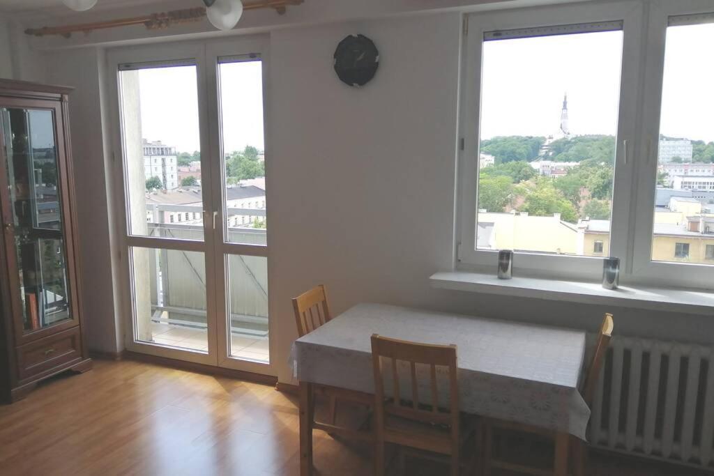 Apartament Z Przepieknym Widokiem W Samym Centrum Czestochowa Ngoại thất bức ảnh
