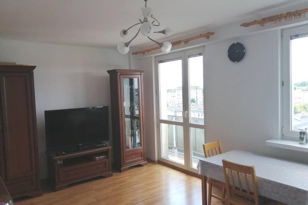Apartament Z Przepieknym Widokiem W Samym Centrum Czestochowa Ngoại thất bức ảnh